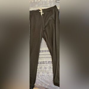 Vuori Performance Joggers